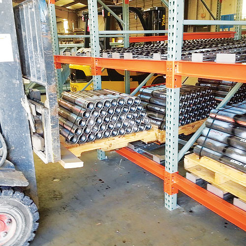 Heavy Duty Push Back Storage For Forklift Safety Heavy Duty Push Back Storage For Forklift Safety