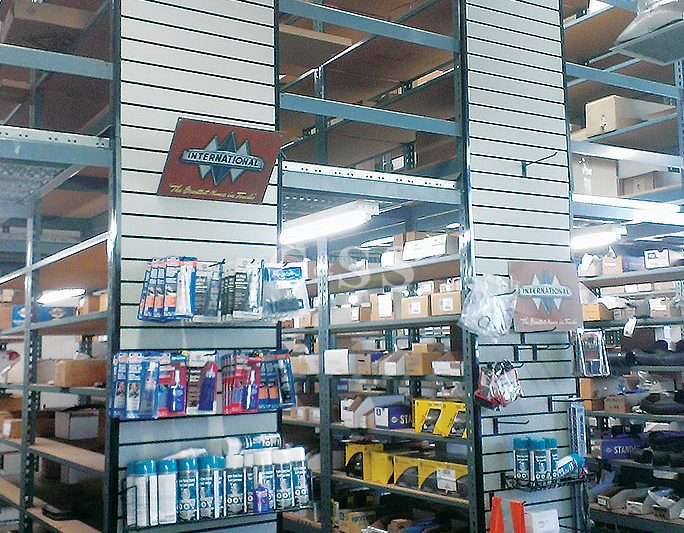 Boltless Shelving to Ensure Safety To Employees