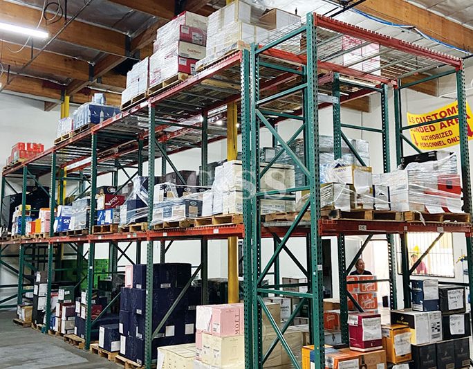 Pallet Rack Shelving Meets US Customs Requirements
