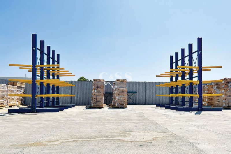 Heavy Duty Cantilever Racks Protects Construction Goods