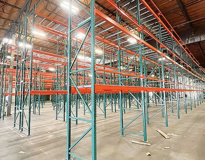 Cantilever Pallet Racking Ensures a Secure and Safe Storage Setting