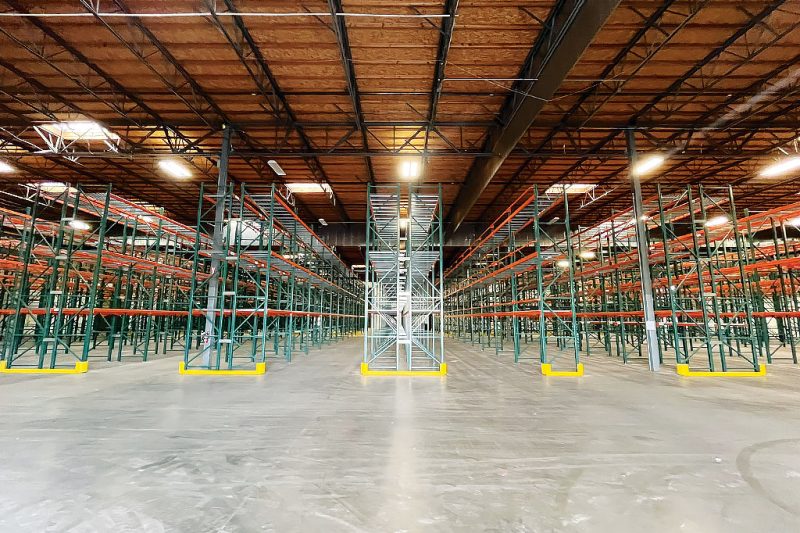 Cantilever Racks Improve Warehouse Operation Efficiency